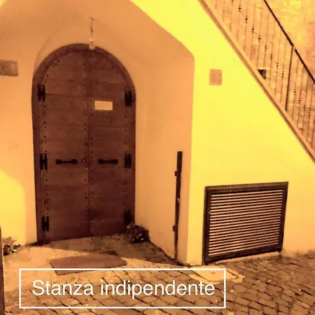 Bed & Breakfast Casetta Di Vicolo Corto